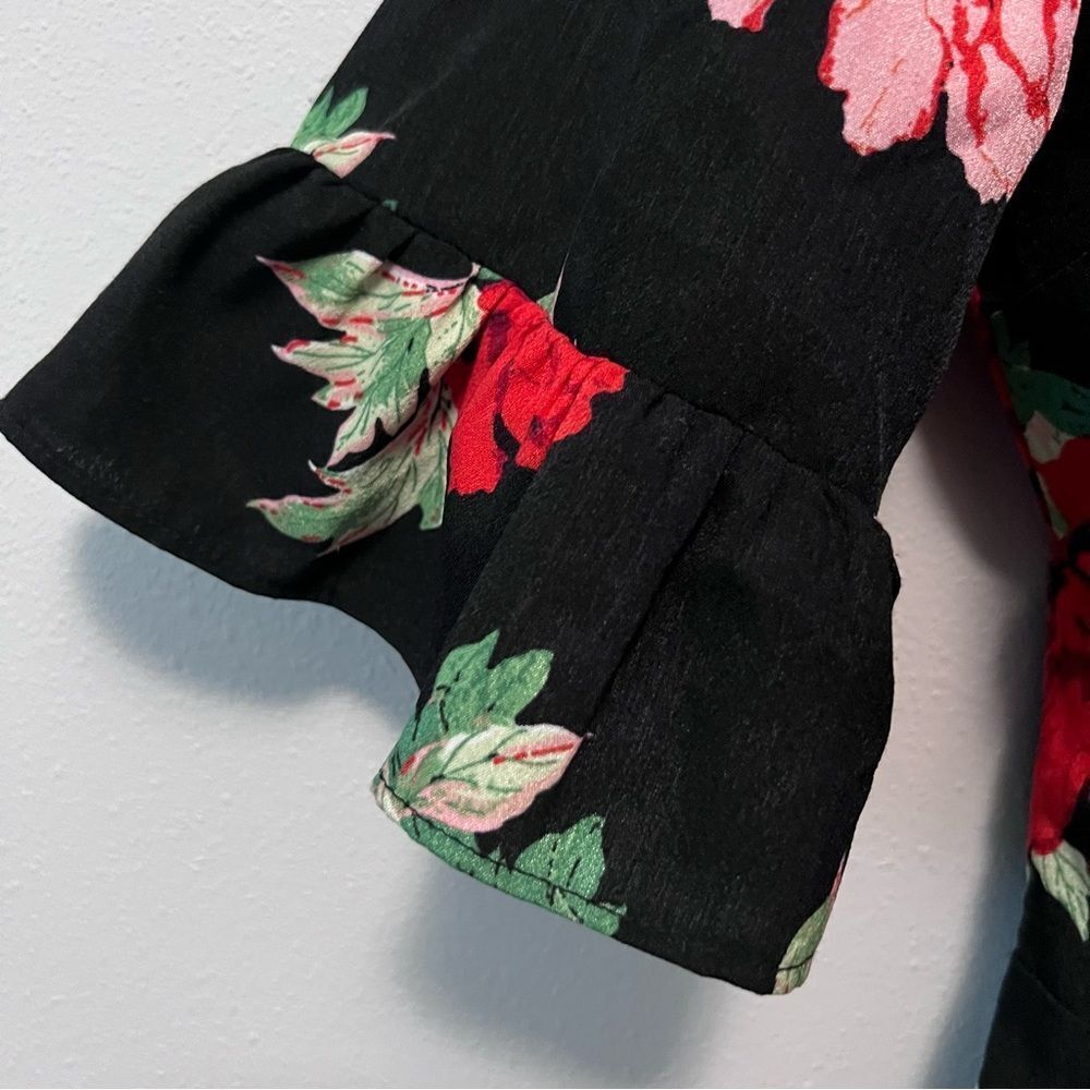 Pretty Little Thing Black/Red Floral Corset Dress Size‎ 4 - Picture 3 of 7